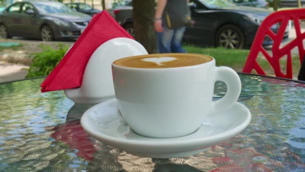 桌上的咖啡杯 图库视频片段