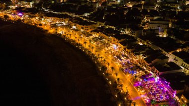 Rethymno, Girit, Yunanistan 'da gece hayatı ve gece lambaları