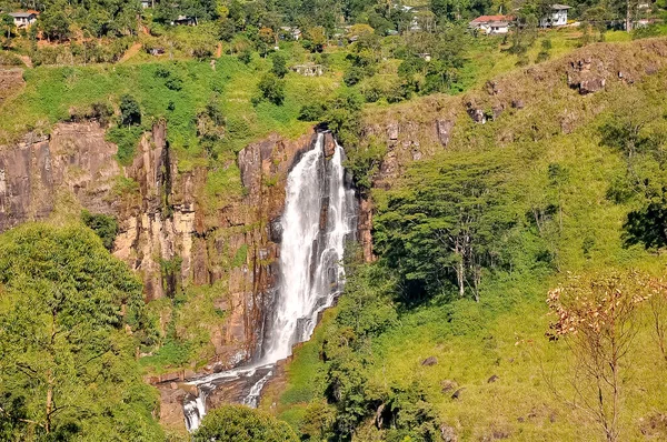 Cachoeira Devon Devon Cai Uma Beleza Beira Estrada Situado Longo — Fotografia de Stock