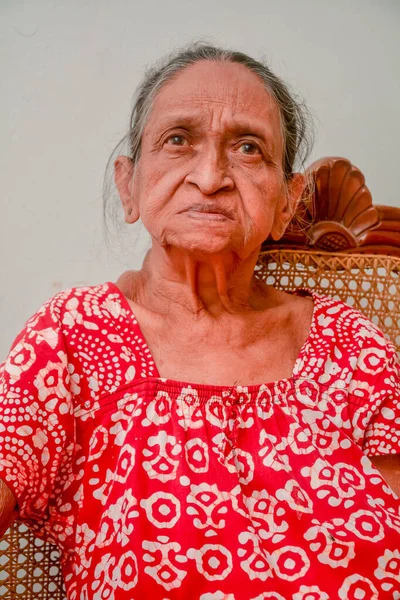 Een Grootmoeder Oude Vrouwen Portret — Stockfoto