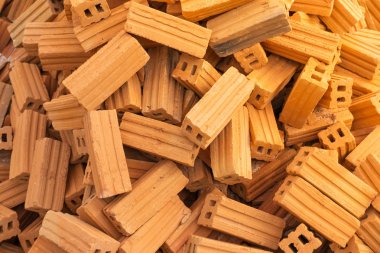 İnşaat için kırmızı tuğla yığını