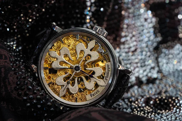 光彩夺目的古董派屈克菲利普手表 — 图库照片