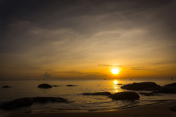 Natural seascape during sunrise — Stock Photo, Image