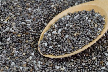 tahta kaşık Chia tohum