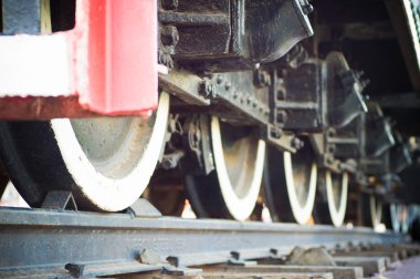 eski lokomotif tekerlekler