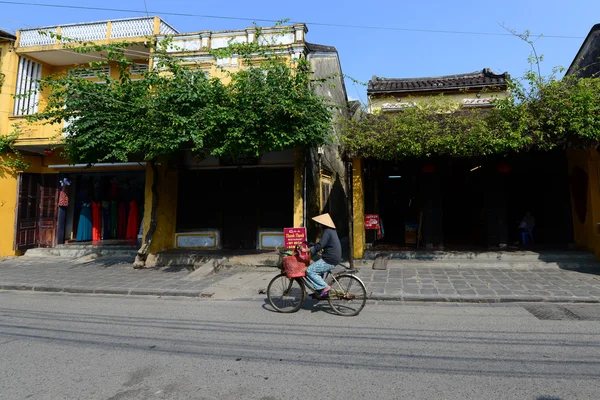 Street vendor in Vietnam — Stock Photo, Image