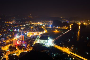 Gece Danang şehir