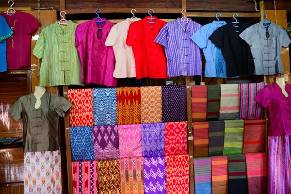 Colorful oriental clothes — Stock Photo, Image