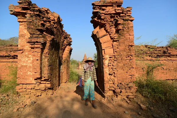 Birmanen in het dagelijks leven — Stockfoto