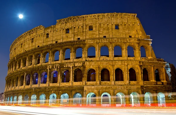 Colosseum by night — Stock Photo, Image