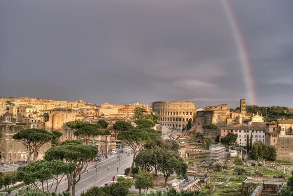 Rainbow over Rome — Stock Photo, Image