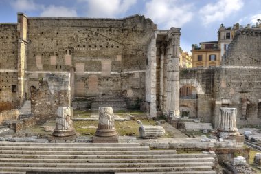 Roma, Augustus Forumu - Önden Görünüm