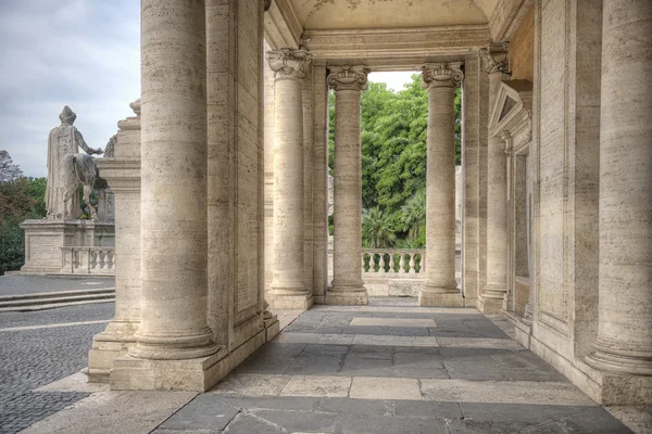 Open Loggia Palazzo Nuovo in Rome — Stock Photo, Image