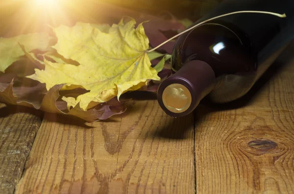 Garrafa de vinho tinto — Fotografia de Stock