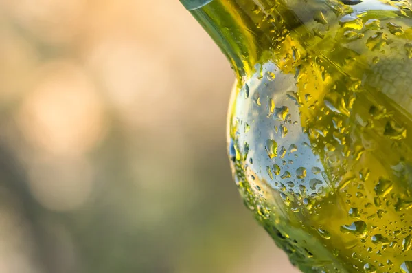 Water drops on the bottle — Stock Photo, Image