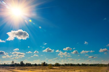 Bulutlu mavi gökyüzü