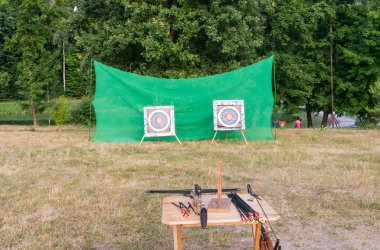 Tatar yayı çekim için hazır