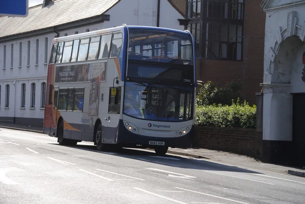 28th Augest 2015 - Exeter - Bus on road. — Stock Photo, Image
