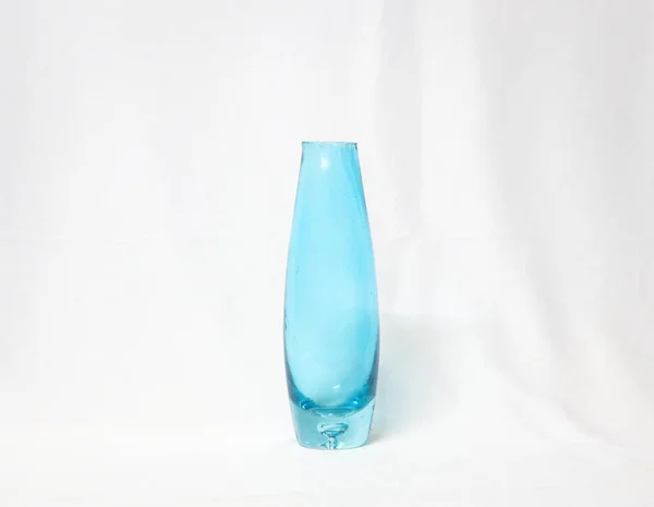 Bleu Mince Vase Fleur Intérieure Esthétique Isolé Dans Fond Blanc — Photo