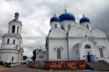Altın yüzük kilisede