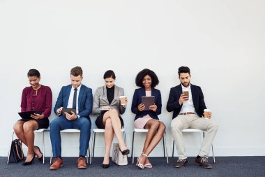 İşe alınmaya hazırım.