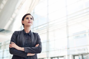 Bugün kararlılık, yarın başarıya eşittir.