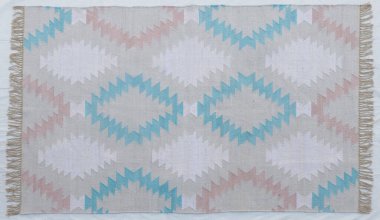 Hand-woven, Tufted Rugs and Carpet with trending patterns and colors in high resolution