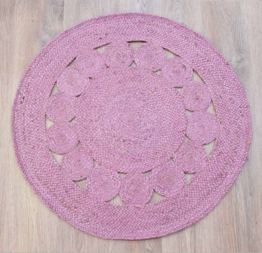 Hand-woven circular Jute braided Carpet and Rugs with high resolution
