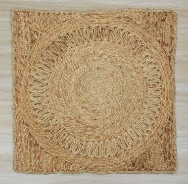 Hand-woven circular Jute braided Carpet and Rugs with high resolution