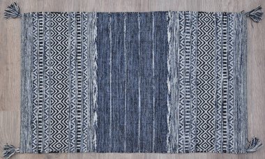 Yüksek çözünürlüklü el dokuması kilim ve halı motifleri ve renkleri