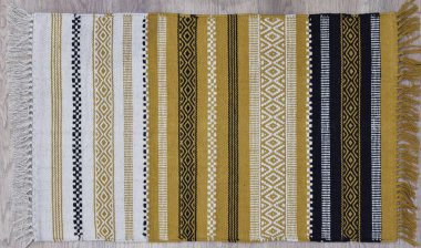 Yüksek çözünürlüklü el dokuması kilim ve halı motifleri ve renkleri