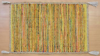 Yüksek çözünürlüklü el dokuması kilim ve halı motifleri ve renkleri