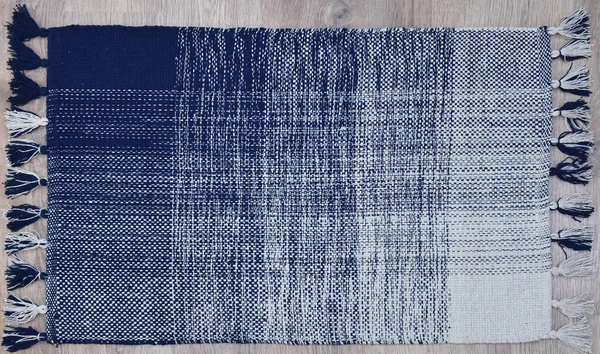 Yüksek çözünürlüklü el dokuması kilim ve halı motifleri ve renkleri