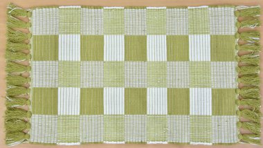 Yüksek çözünürlüklü el dokuması kilim ve halı motifleri ve renkleri