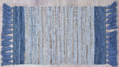 Yüksek çözünürlüklü el dokuması kilim ve halı motifleri ve renkleri