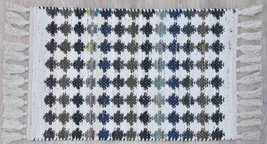 Yüksek çözünürlüklü el dokuması kilim ve halı motifleri ve renkleri