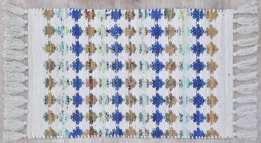 Yüksek çözünürlüklü el dokuması kilim ve halı motifleri ve renkleri