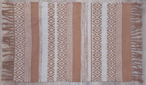 Yüksek çözünürlüklü el dokuması kilim ve halı motifleri ve renkleri