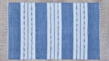 Yüksek çözünürlüklü el dokuması kilim ve halı motifleri ve renkleri