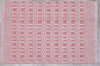 Yüksek çözünürlüklü el dokuması kilim ve halı motifleri ve renkleri