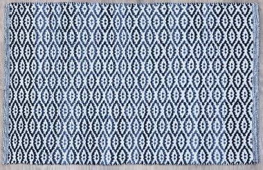 Yüksek çözünürlüklü el dokuması kilim ve halı motifleri ve renkleri