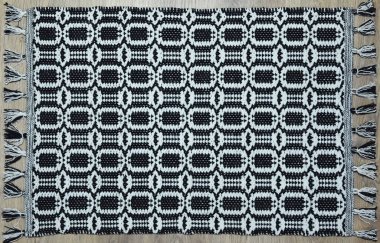 Yüksek çözünürlüklü el dokuması kilim ve halı motifleri ve renkleri