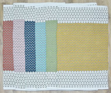 Yüksek çözünürlüklü orijinal el dokuması kilim ve halı motifleri ve renkleri