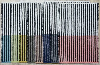 Yüksek çözünürlüklü orijinal el dokuması kilim ve halı motifleri ve renkleri