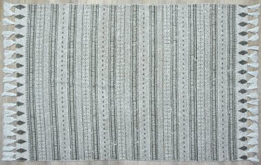 Yüksek çözünürlüklü orijinal el dokuması kilim ve halı motifleri ve renkleri