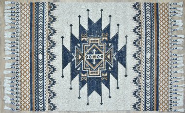 Yüksek çözünürlüklü orijinal el dokuması kilim ve halı motifleri ve renkleri