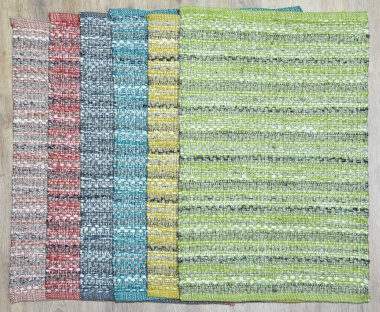 Yüksek çözünürlüklü orijinal el dokuması kilim ve halı motifleri ve renkleri