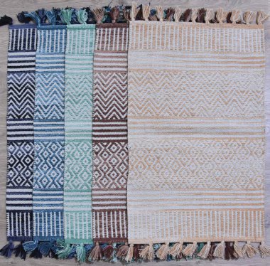 Yüksek çözünürlüklü orijinal el dokuması kilim ve halı motifleri ve renkleri