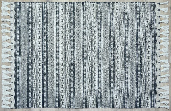 Yüksek çözünürlüklü orijinal el dokuması kilim ve halı motifleri ve renkleri