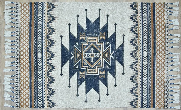 Yüksek çözünürlüklü orijinal el dokuması kilim ve halı motifleri ve renkleri